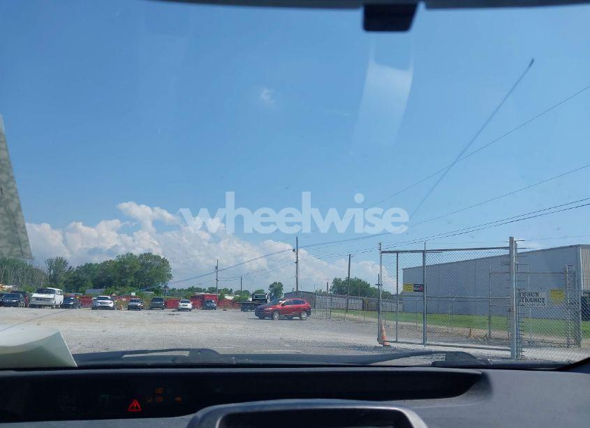 Photo 13 of 2005 Toyota Prius (VIN JTDKB20U653074577)