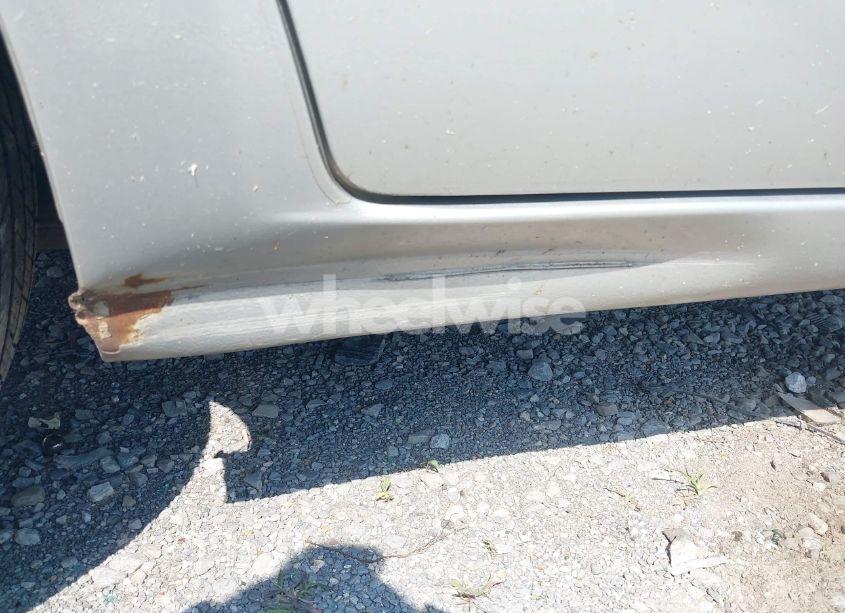 Photo 14 of 2005 Toyota Prius (VIN JTDKB20U653074577)