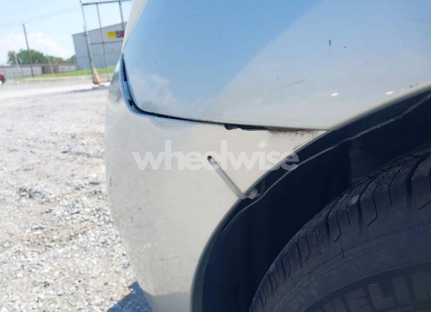 Photo 15 of 2005 Toyota Prius (VIN JTDKB20U653074577)