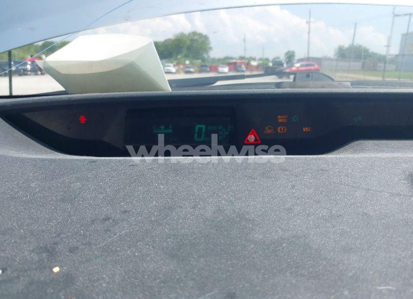 Photo 7 of 2005 Toyota Prius (VIN JTDKB20U653074577)