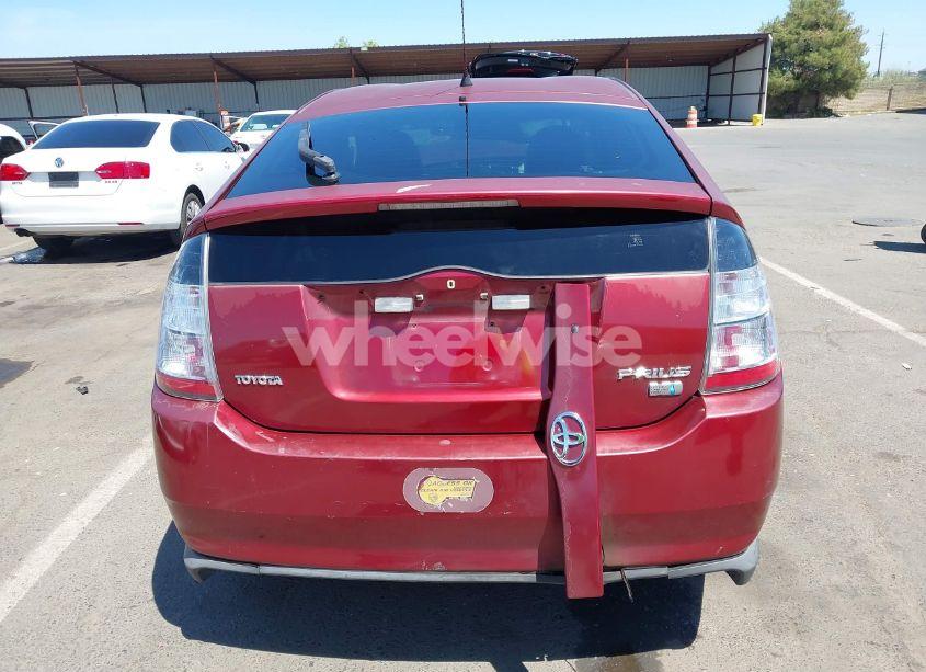 Photo 16 of 2005 Toyota Prius (VIN JTDKB20U653085689)