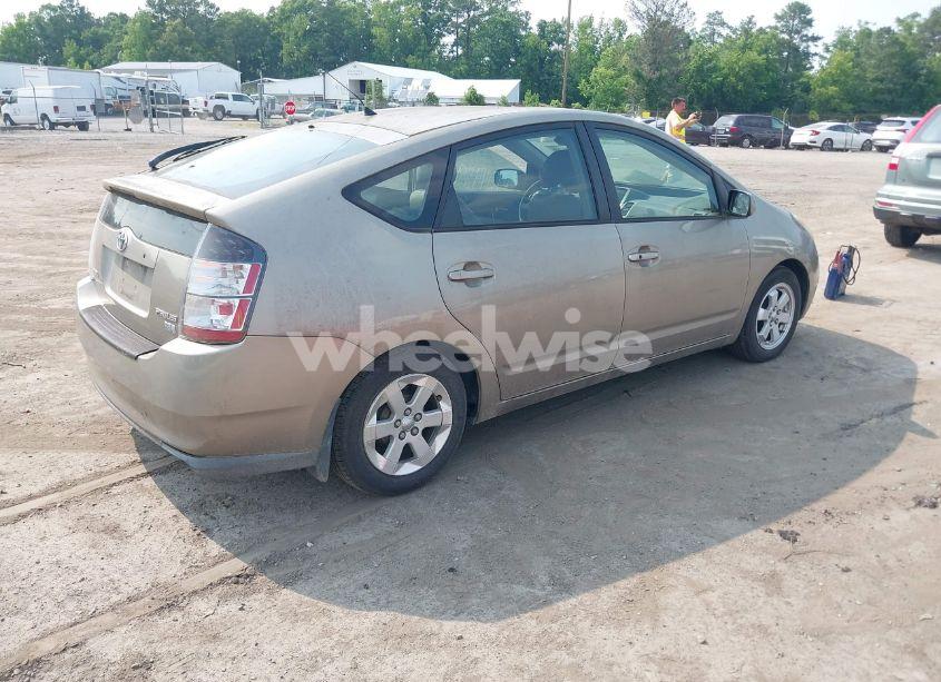 Photo 4 of 2005 Toyota Prius (VIN JTDKB20U653102295)