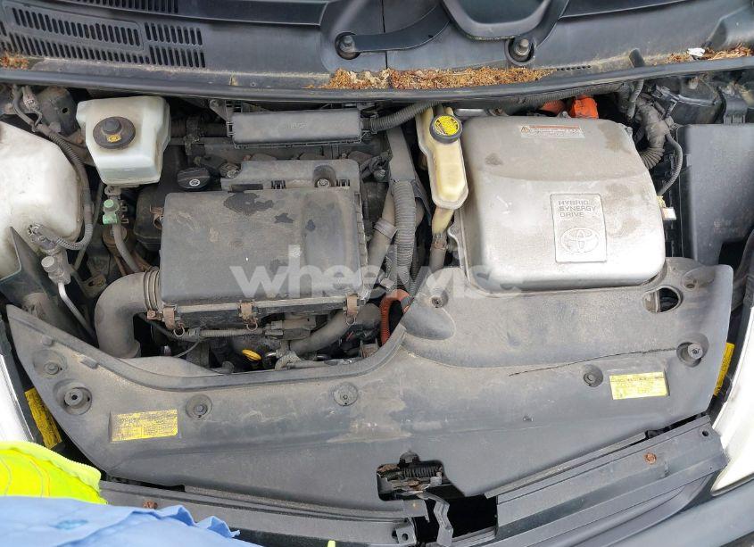 Photo 10 of 2005 Toyota Prius (VIN JTDKB20U653111126)