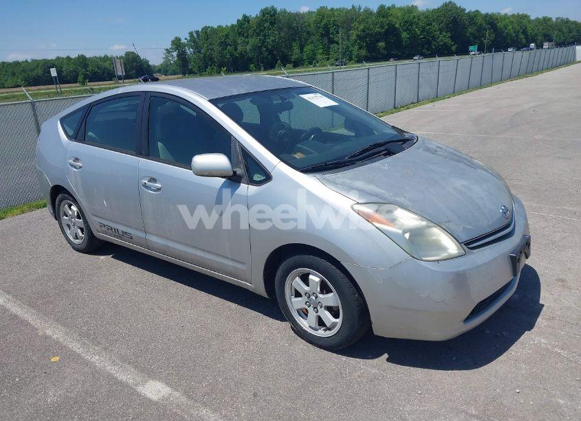 2005 Toyota Prius (VIN JTDKB20U657012346) main photo