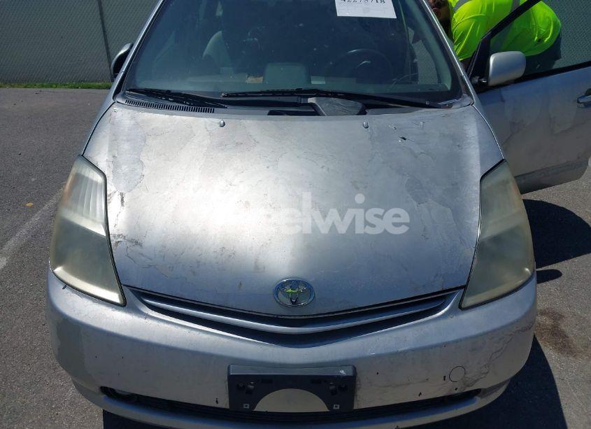 Photo 6 of 2005 Toyota Prius (VIN JTDKB20U657012346)