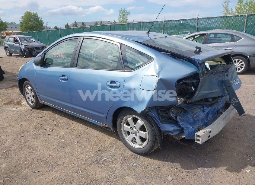 Photo 3 of 2005 Toyota Prius (VIN JTDKB20U657033844)