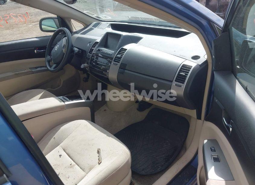 Photo 5 of 2005 Toyota Prius (VIN JTDKB20U657033844)