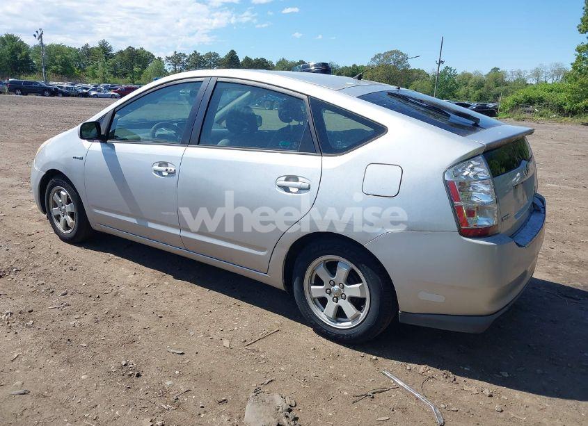 Photo 3 of 2006 Toyota Prius (VIN JTDKB20U667543175)