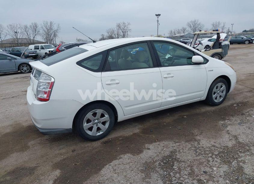 Photo 4 of 2007 Toyota Prius (VIN JTDKB20U673268819)