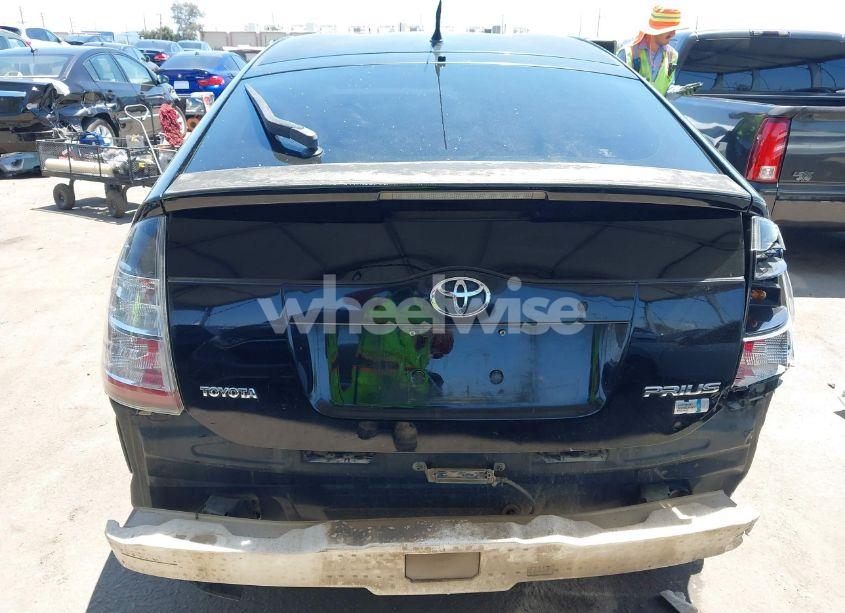 Photo 17 of 2005 Toyota Prius (VIN JTDKB20U753010869)