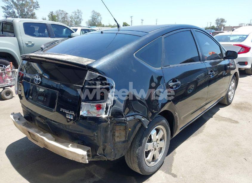 Photo 4 of 2005 Toyota Prius (VIN JTDKB20U753010869)