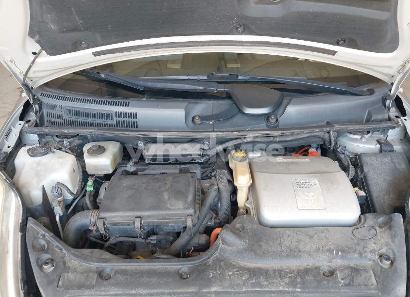 Photo 10 of 2005 Toyota Prius (VIN JTDKB20U753011570)