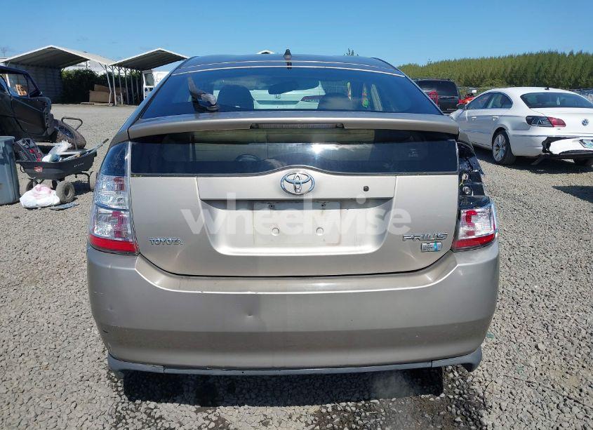 Photo 16 of 2005 Toyota Prius (VIN JTDKB20U753062857)