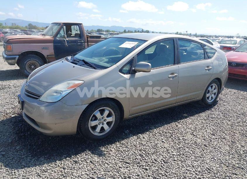 Photo 2 of 2005 Toyota Prius (VIN JTDKB20U753062857)