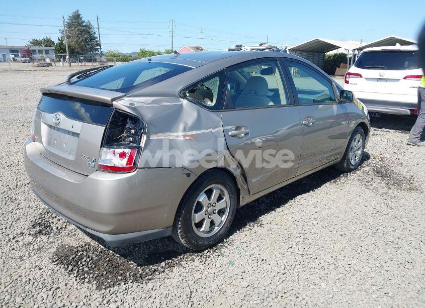 Photo 4 of 2005 Toyota Prius (VIN JTDKB20U753062857)