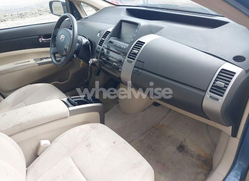 Photo 5 of 2005 Toyota Prius (VIN JTDKB20U753090769)