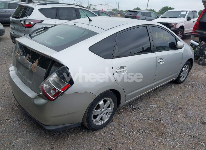 Photo 4 of 2005 Toyota Prius (VIN JTDKB20U757041029)