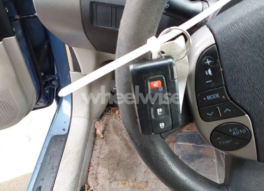 Photo 11 of 2007 Toyota Prius (VIN JTDKB20U777629371)