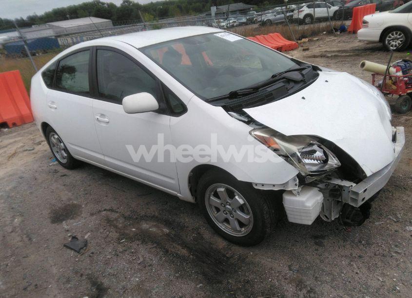 2004 Toyota Prius (VIN JTDKB20U840059692) main photo