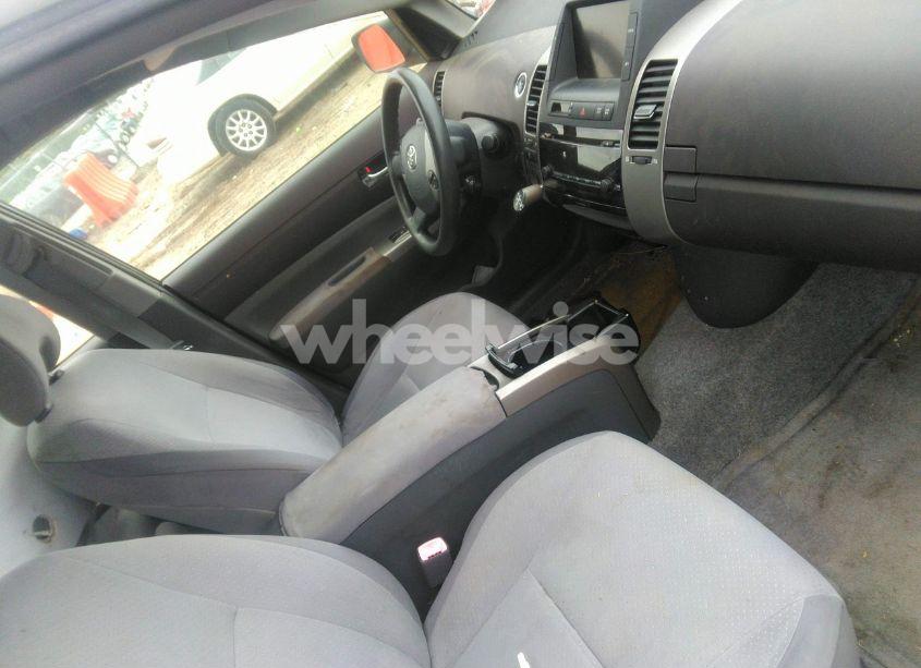 Photo 5 of 2004 Toyota Prius (VIN JTDKB20U840059692)