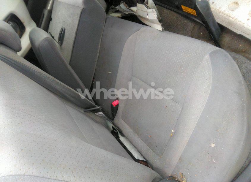 Photo 8 of 2004 Toyota Prius (VIN JTDKB20U840059692)