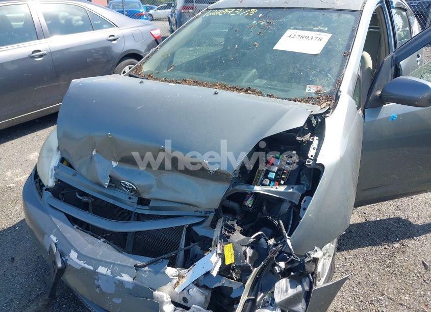 Photo 6 of 2004 Toyota Prius (VIN JTDKB20U840089095)