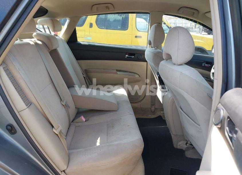 Photo 8 of 2004 Toyota Prius (VIN JTDKB20U840089095)