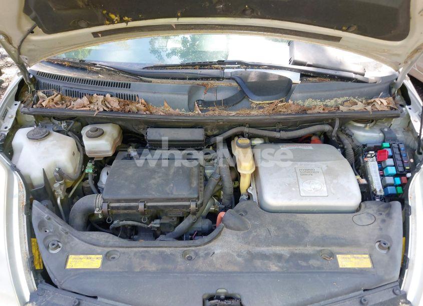 Photo 10 of 2004 Toyota Prius (VIN JTDKB20U840113816)