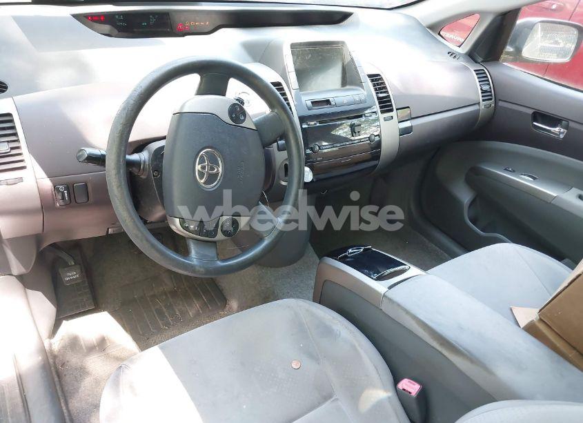 Photo 5 of 2004 Toyota Prius (VIN JTDKB20U840113816)