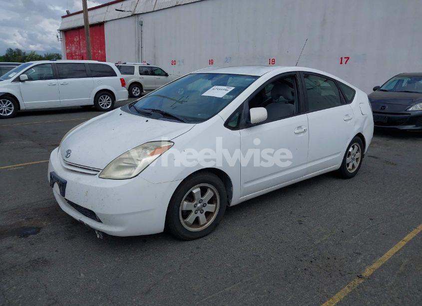 Photo 2 of 2005 Toyota Prius (VIN JTDKB20U850122548)