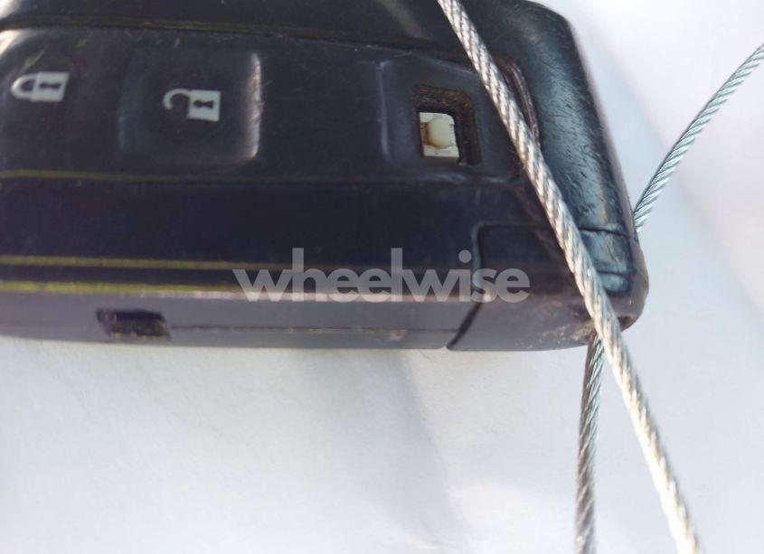 Photo 11 of 2005 Toyota Prius (VIN JTDKB20U850125353)