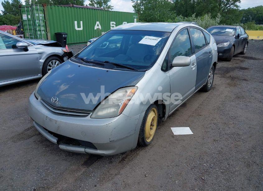 Photo 2 of 2005 Toyota Prius (VIN JTDKB20U853006958)