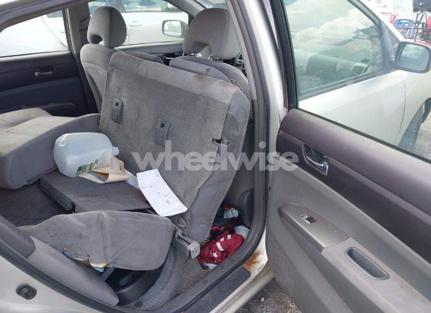 Photo 8 of 2005 Toyota Prius (VIN JTDKB20U853006958)