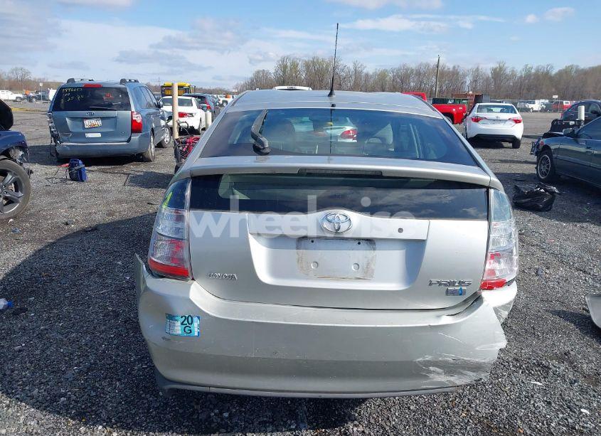 Photo 16 of 2005 Toyota Prius (VIN JTDKB20U853025994)