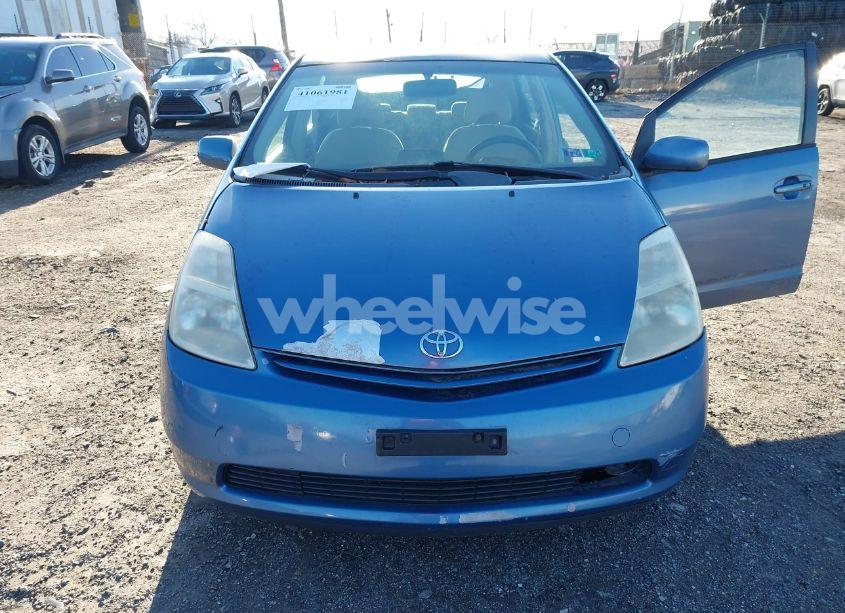 Photo 6 of 2005 Toyota Prius (VIN JTDKB20U853041855)