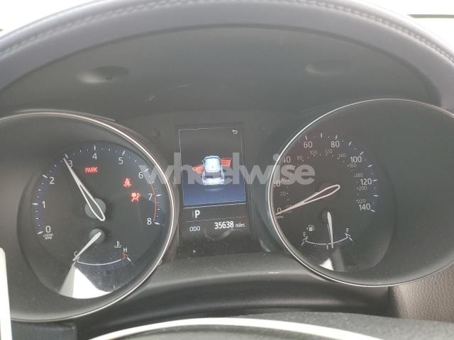 Photo 3 of 2021 TOYOTA C-HR XLE (VIN JTDKB20U853057442)