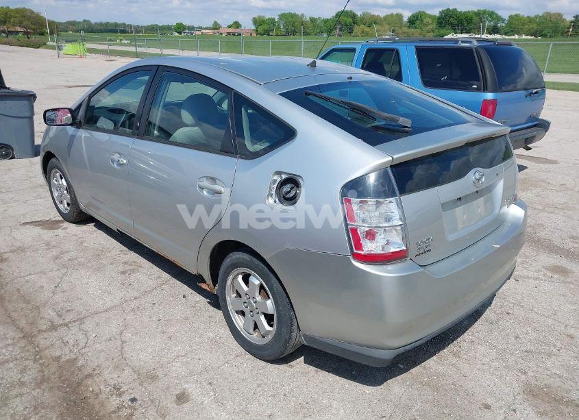 Photo 3 of 2005 Toyota Prius (VIN JTDKB20U857048507)