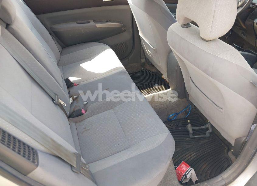 Photo 8 of 2005 Toyota Prius (VIN JTDKB20U857048507)