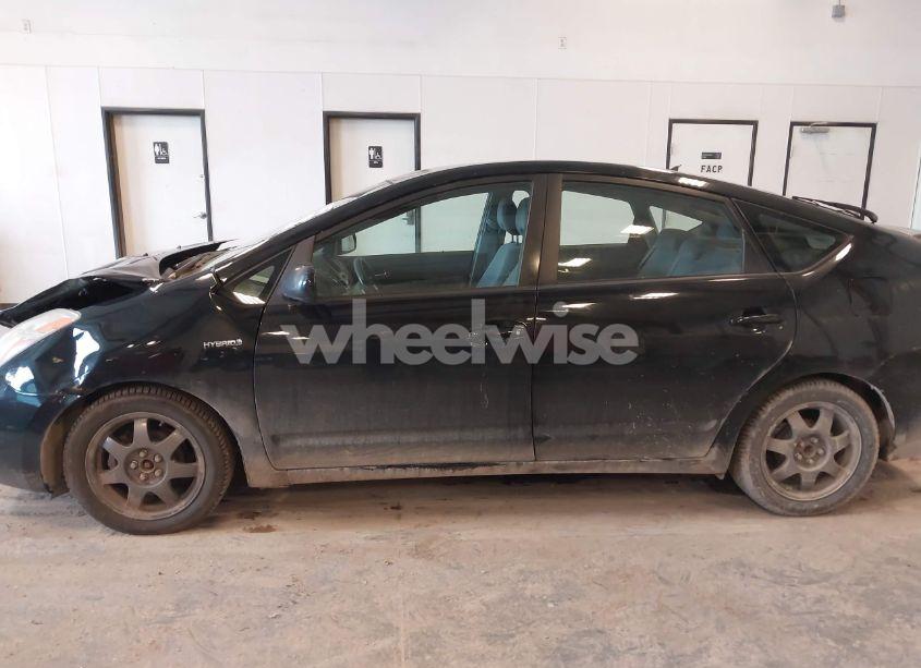 Photo 14 of 2007 Toyota Prius TOURING (VIN JTDKB20U877581010)