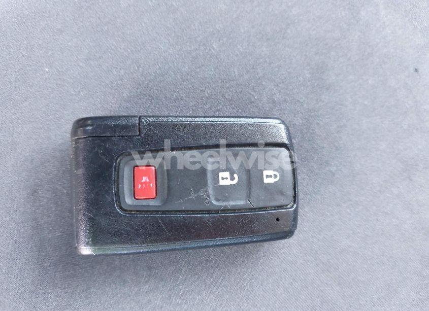 Photo 11 of 2007 Toyota Prius TOURING (VIN JTDKB20U877599684)