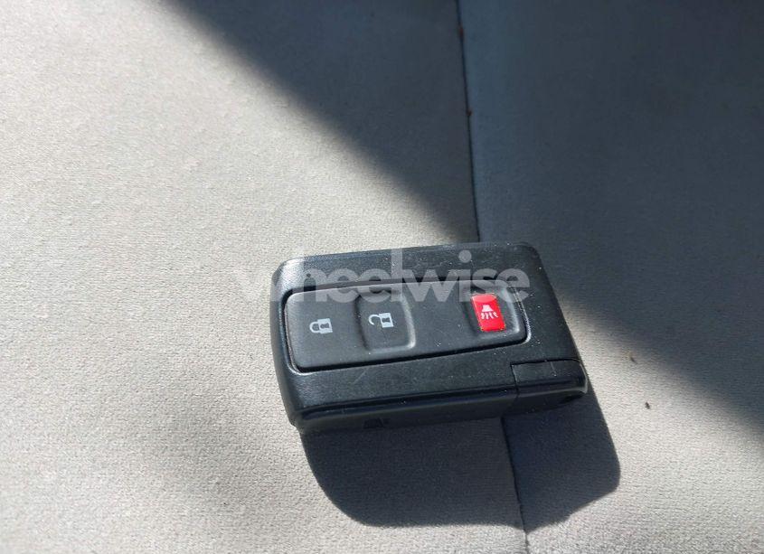 Photo 11 of 2007 Toyota Prius (VIN JTDKB20U877645725)