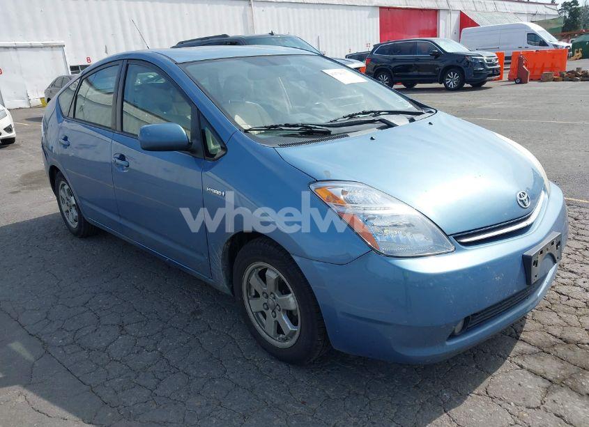 2007 Toyota Prius (VIN JTDKB20U877648754) main photo