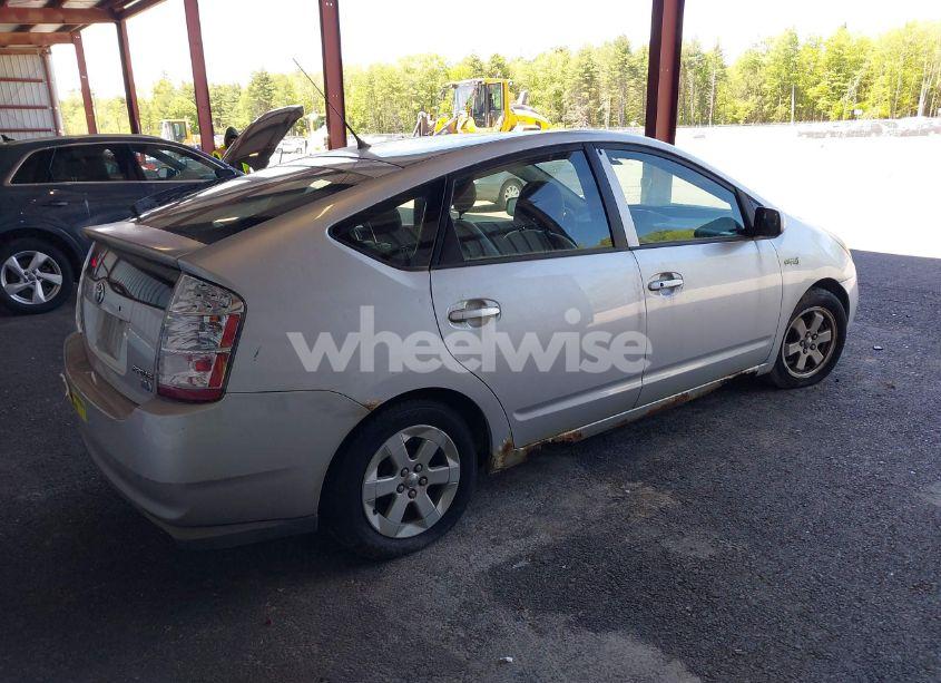 Photo 4 of 2007 Toyota Prius (VIN JTDKB20U877673119)