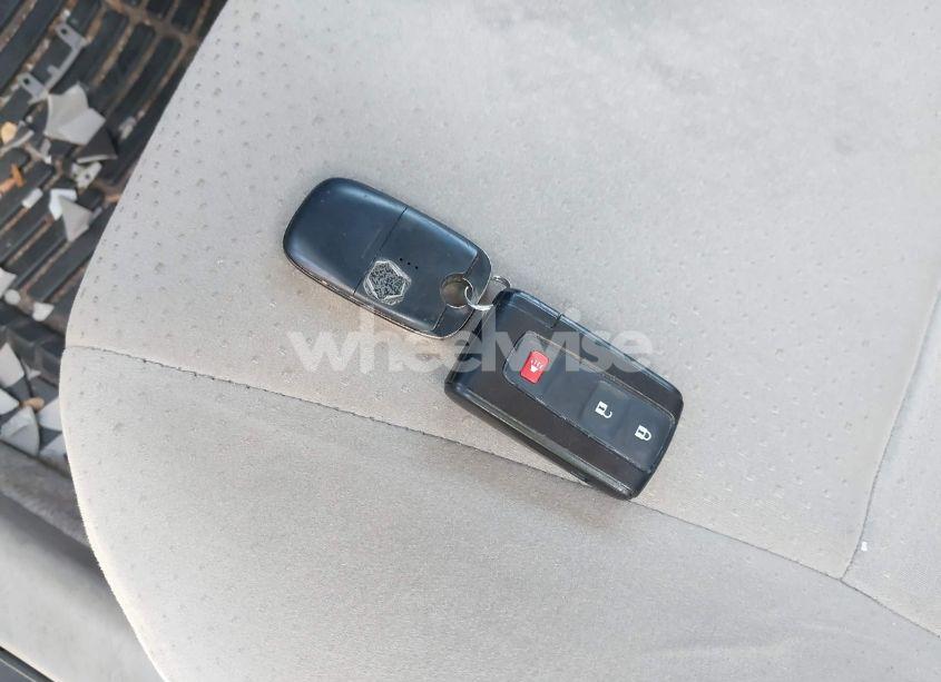 Photo 11 of 2008 Toyota Prius (VIN JTDKB20U887698068)