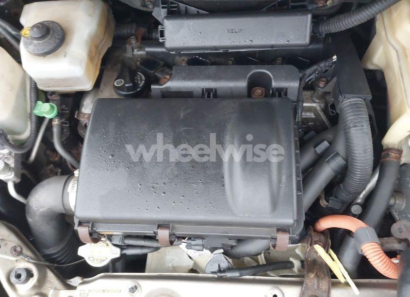 Photo 10 of 2004 Toyota Prius (VIN JTDKB20U940001168)