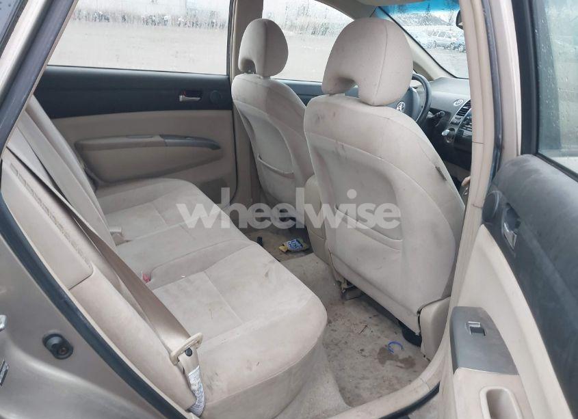 Photo 8 of 2004 Toyota Prius (VIN JTDKB20U940001168)