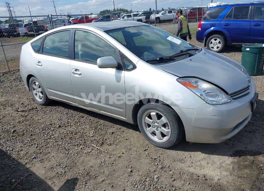 2004 Toyota Prius (VIN JTDKB20U940027625) main photo