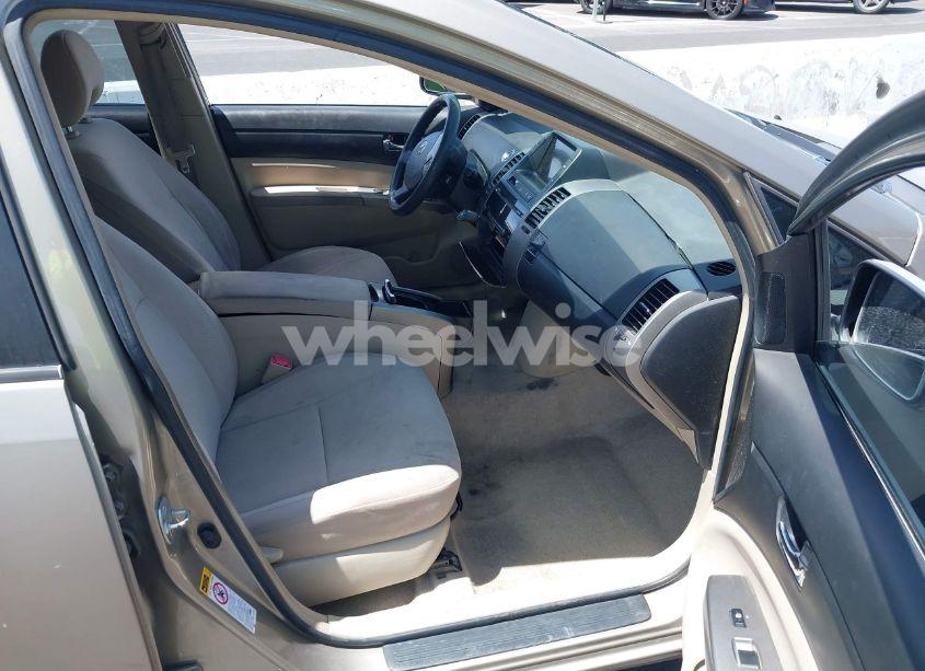 Photo 5 of 2005 Toyota Prius (VIN JTDKB20U950123255)