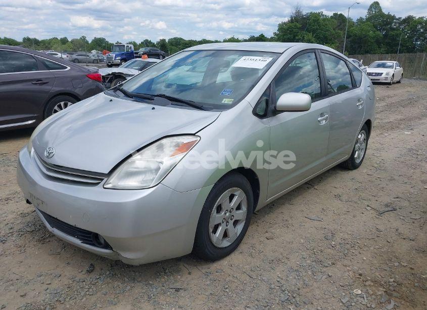 Photo 2 of 2005 Toyota Prius (VIN JTDKB20U953016544)
