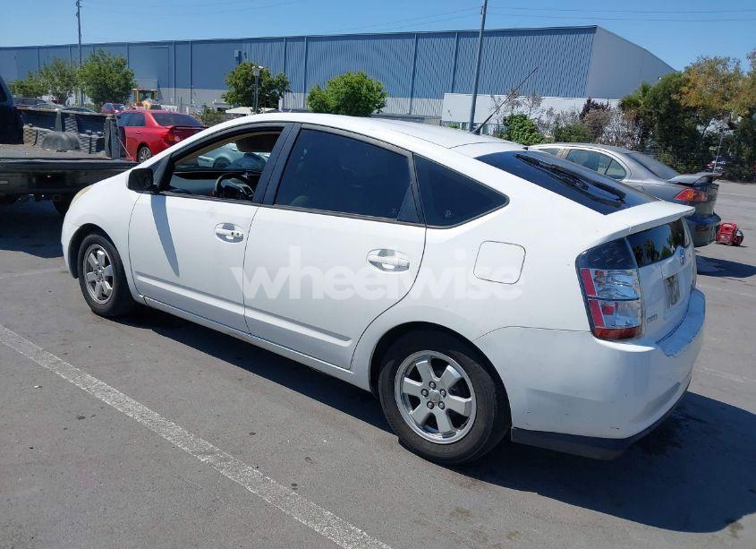 Photo 3 of 2005 Toyota Prius (VIN JTDKB20U953048667)